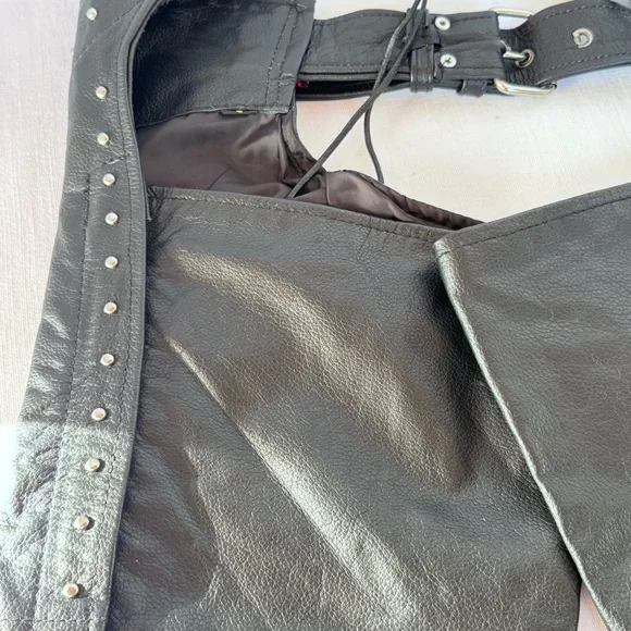 Black Leather Chaps Silver Studs Hot Leather Harley Moto Women’s Sz Small - Picture 5 of 16